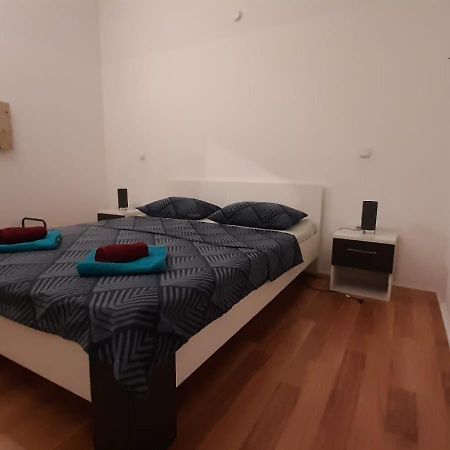 Apartment Shankini プーラ エクステリア 写真
