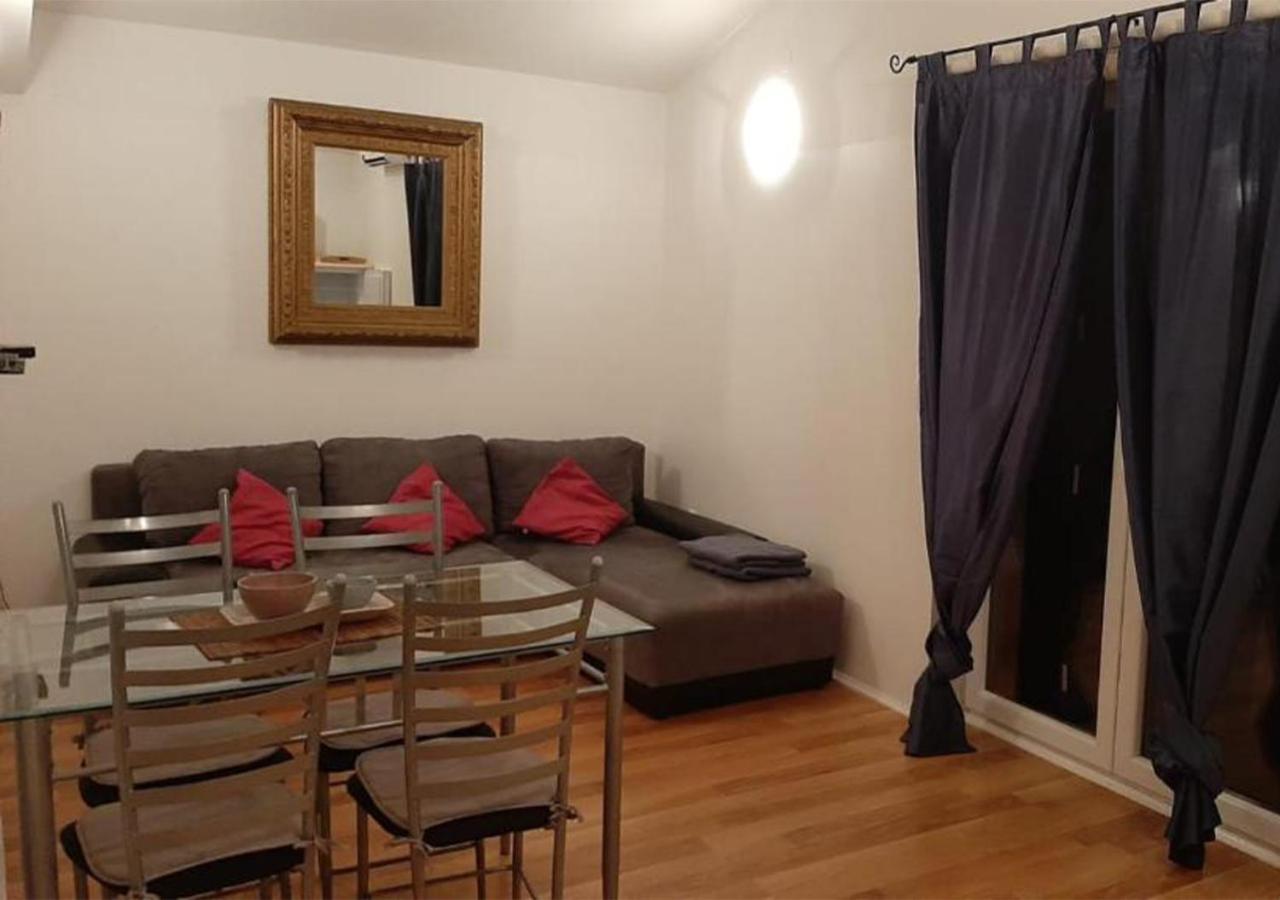 Apartment Shankini プーラ エクステリア 写真